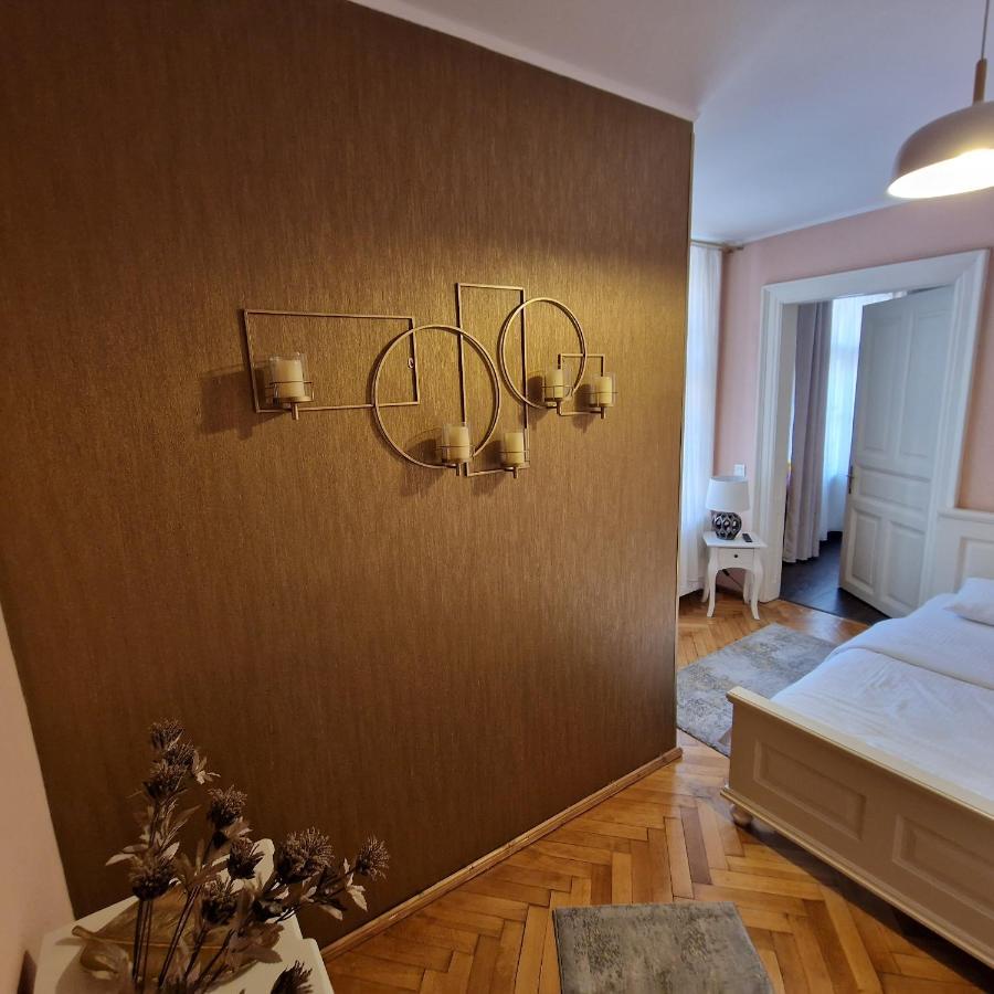 Central Park Apartment Сигишоара Экстерьер фото